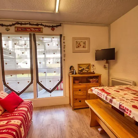 Appartement Cosy 4 Pers. Aux Pieds Des Pistes - Fr-1-642-51 *